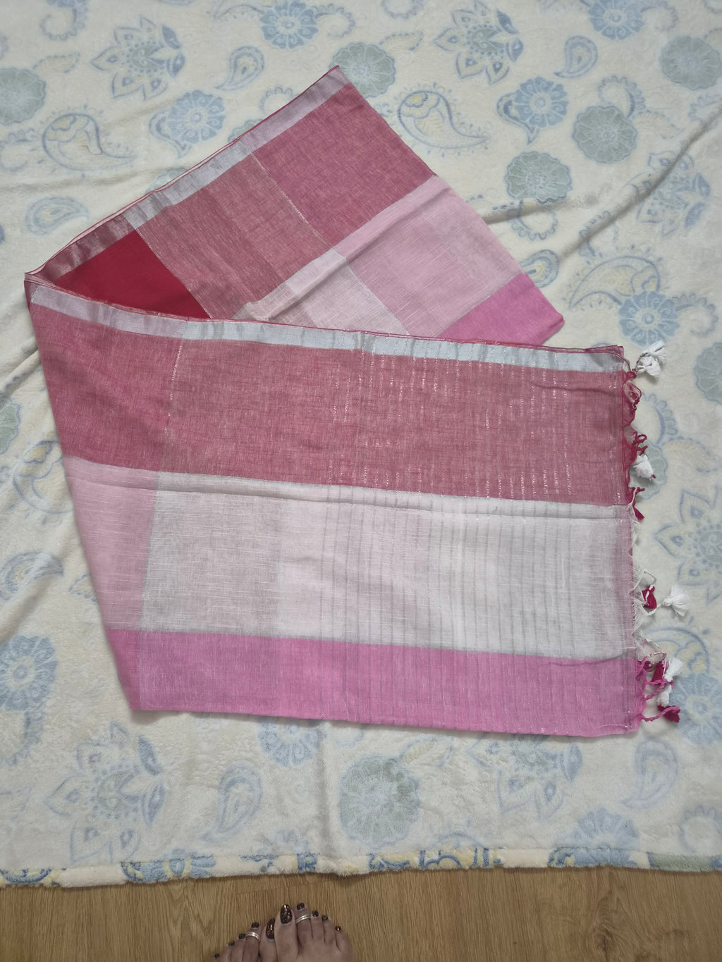 Rose Pink Ombre Linen Check Saree